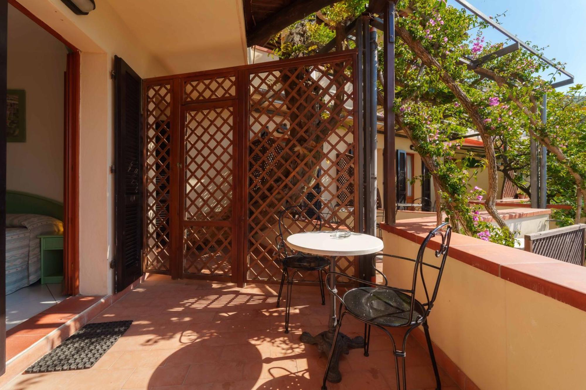 Hotel Galli - Wellness & Spa Fetovaia Bagian luar foto