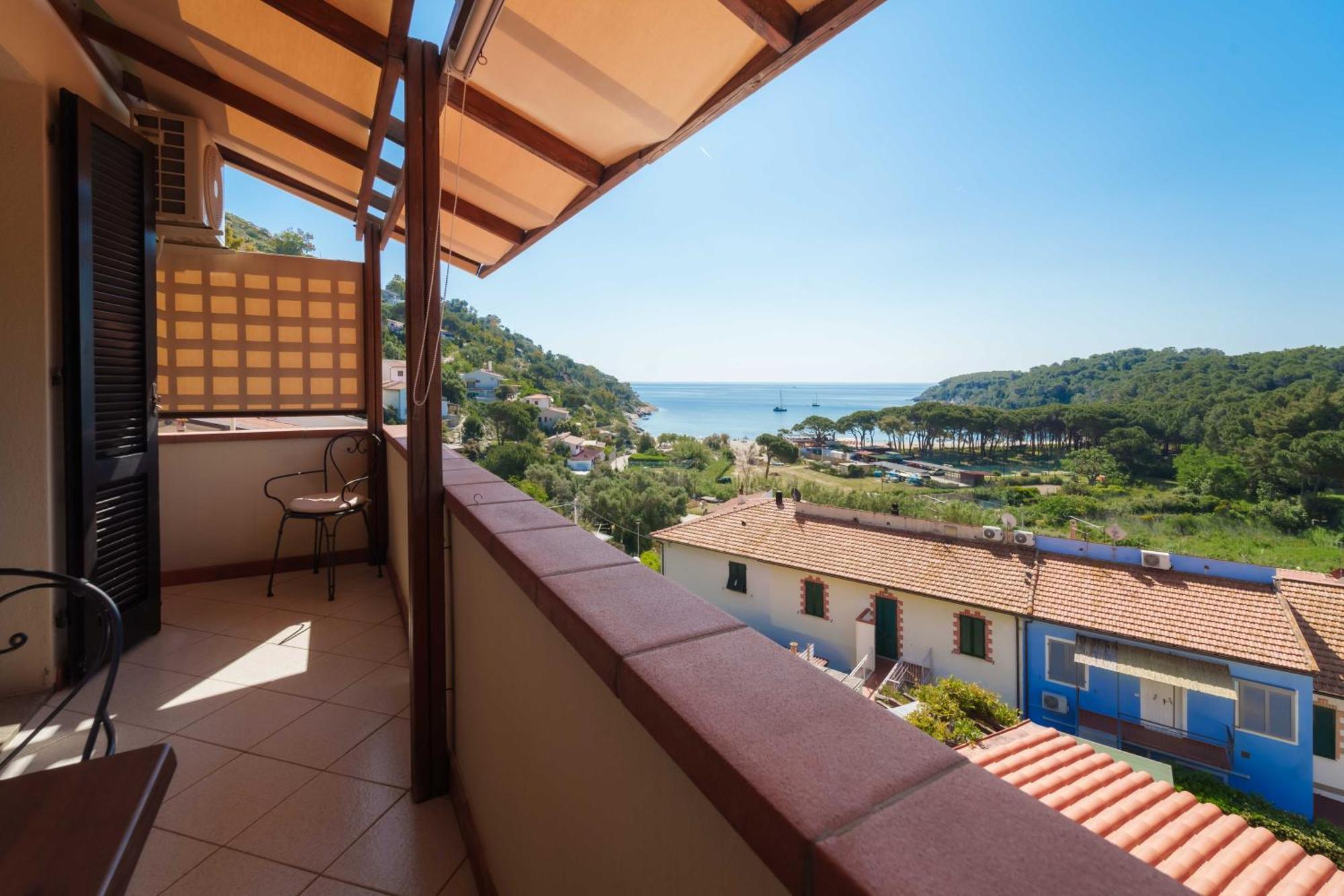 Hotel Galli - Wellness & Spa Fetovaia Bagian luar foto
