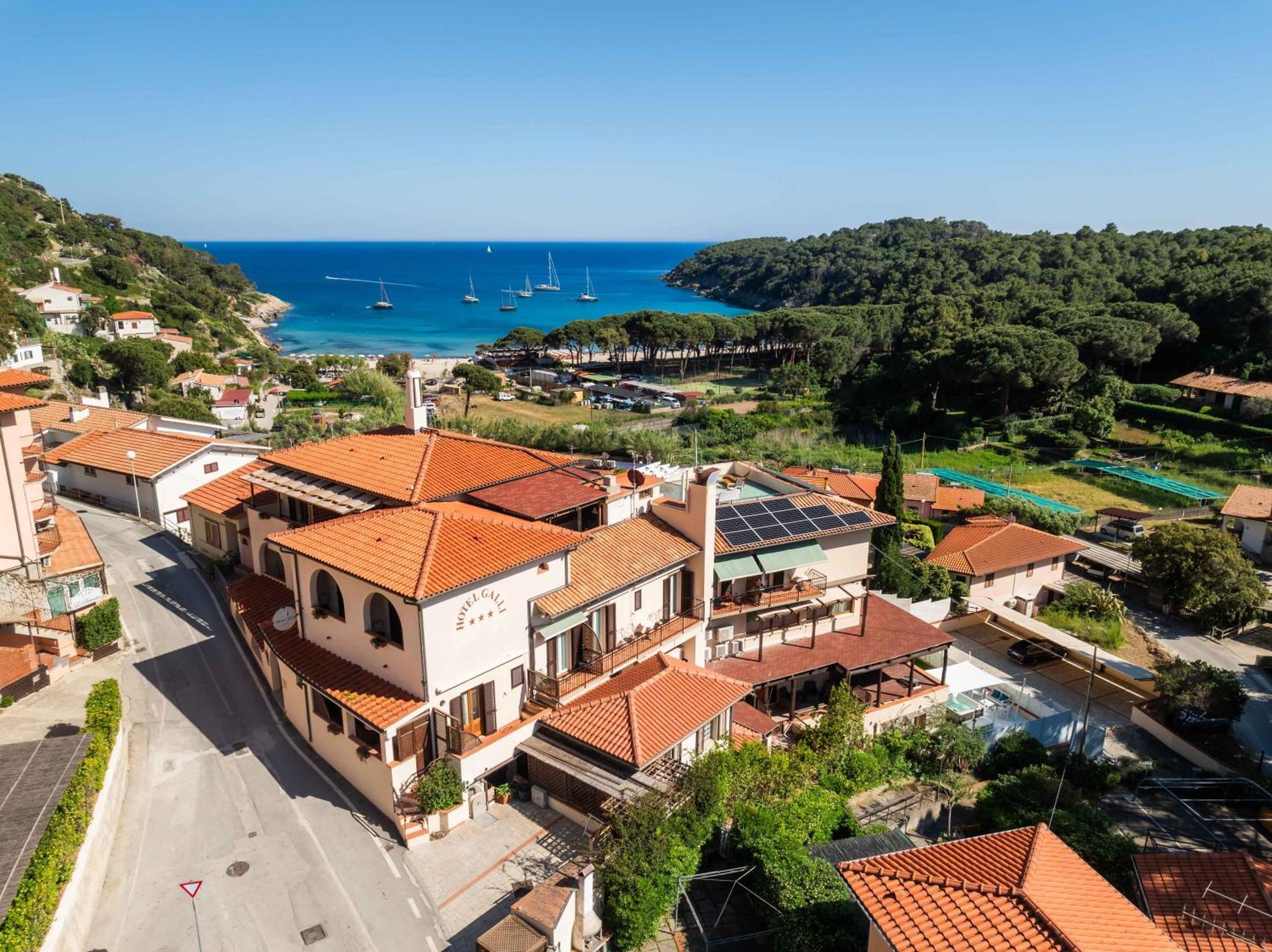 Hotel Galli - Wellness & Spa Fetovaia Bagian luar foto