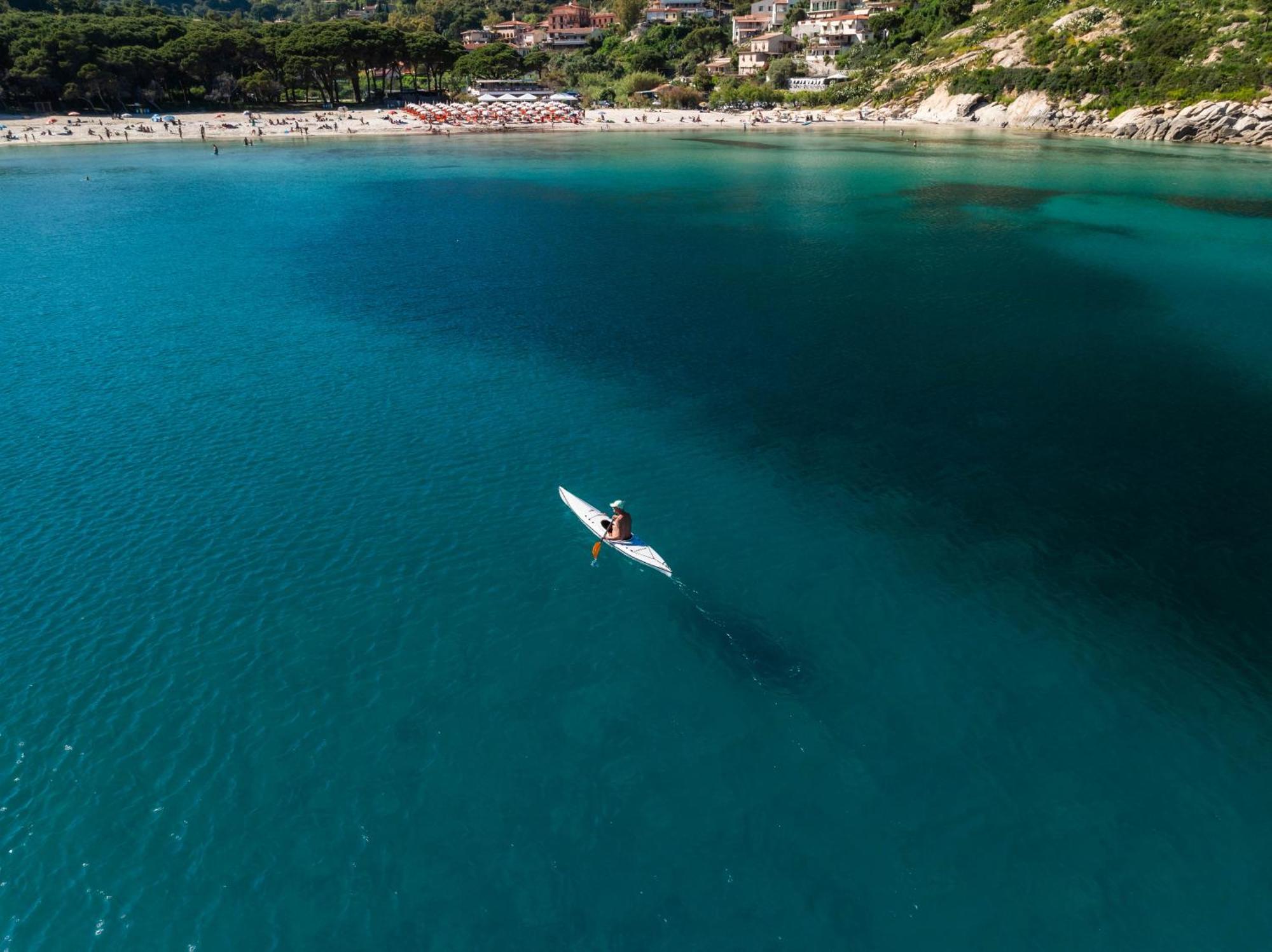 Hotel Galli - Wellness & Spa Fetovaia Bagian luar foto