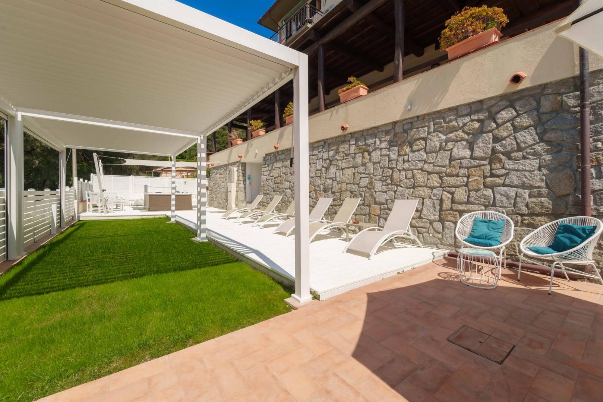 Hotel Galli - Wellness & Spa Fetovaia Bagian luar foto