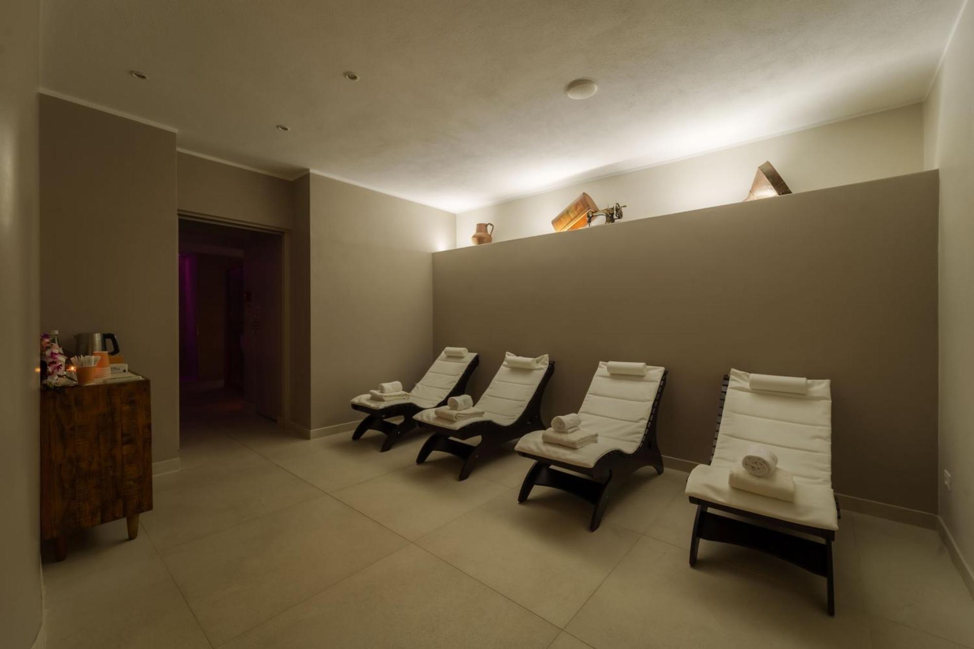 Hotel Galli - Wellness & Spa Fetovaia Bagian luar foto